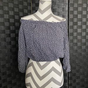 Brandy Melville Flower Crop Top